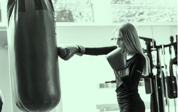 Cours de Body boxe training au Studio Harmonie Wiwersheim, au sein de l'Espace Attitude Santé